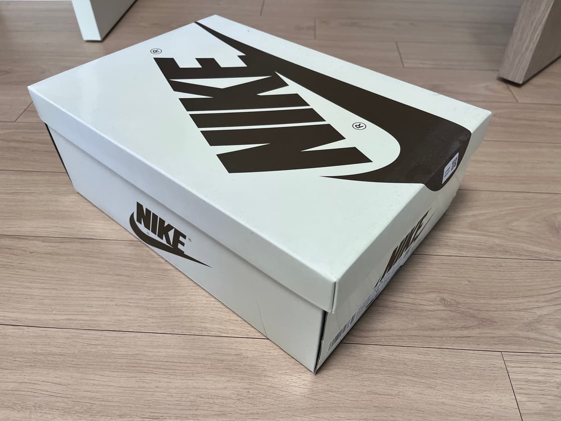 조던 1 x 트래비스 스캇 레트로 로우 OG SP 세일 앤 리저록  상품이미지9