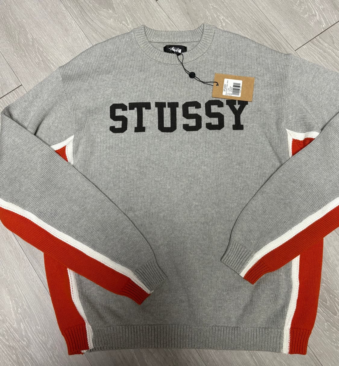 스투시 콘트라스트 스트라이프 니트 상품이미지1