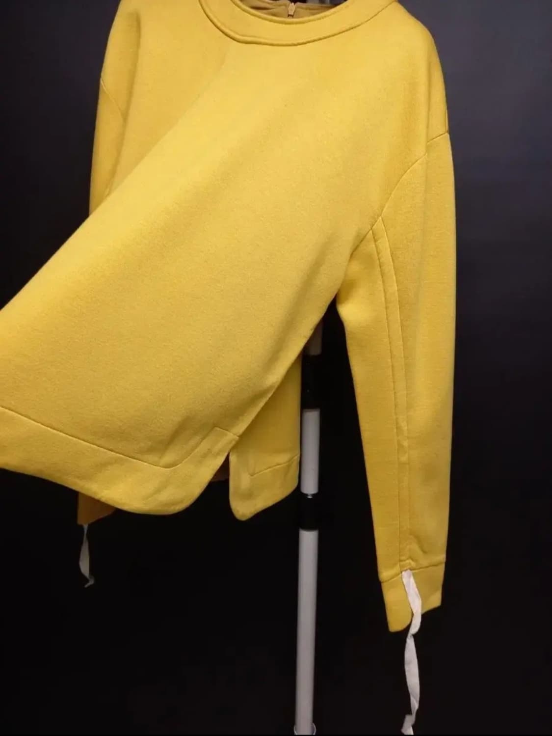 세컨플로어 얇은 네오프렌 맨투맨 55.66 상품이미지7