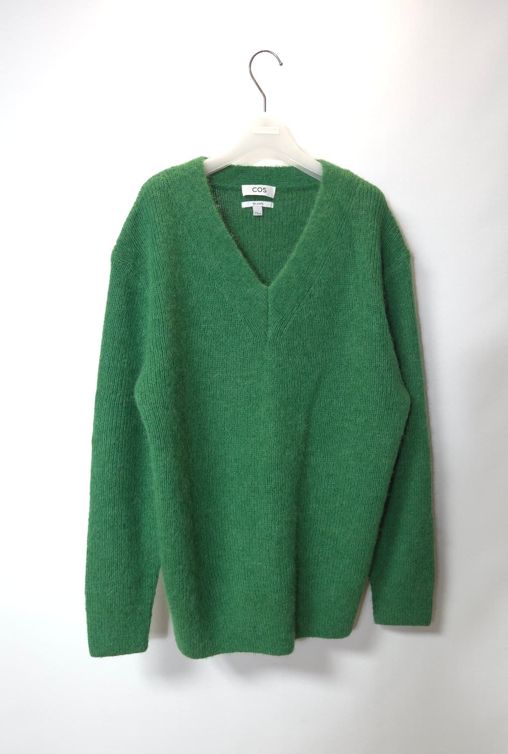 코스 COS 릴렉스 울 알파카 브이넥 니트 M 사이즈 상품이미지2