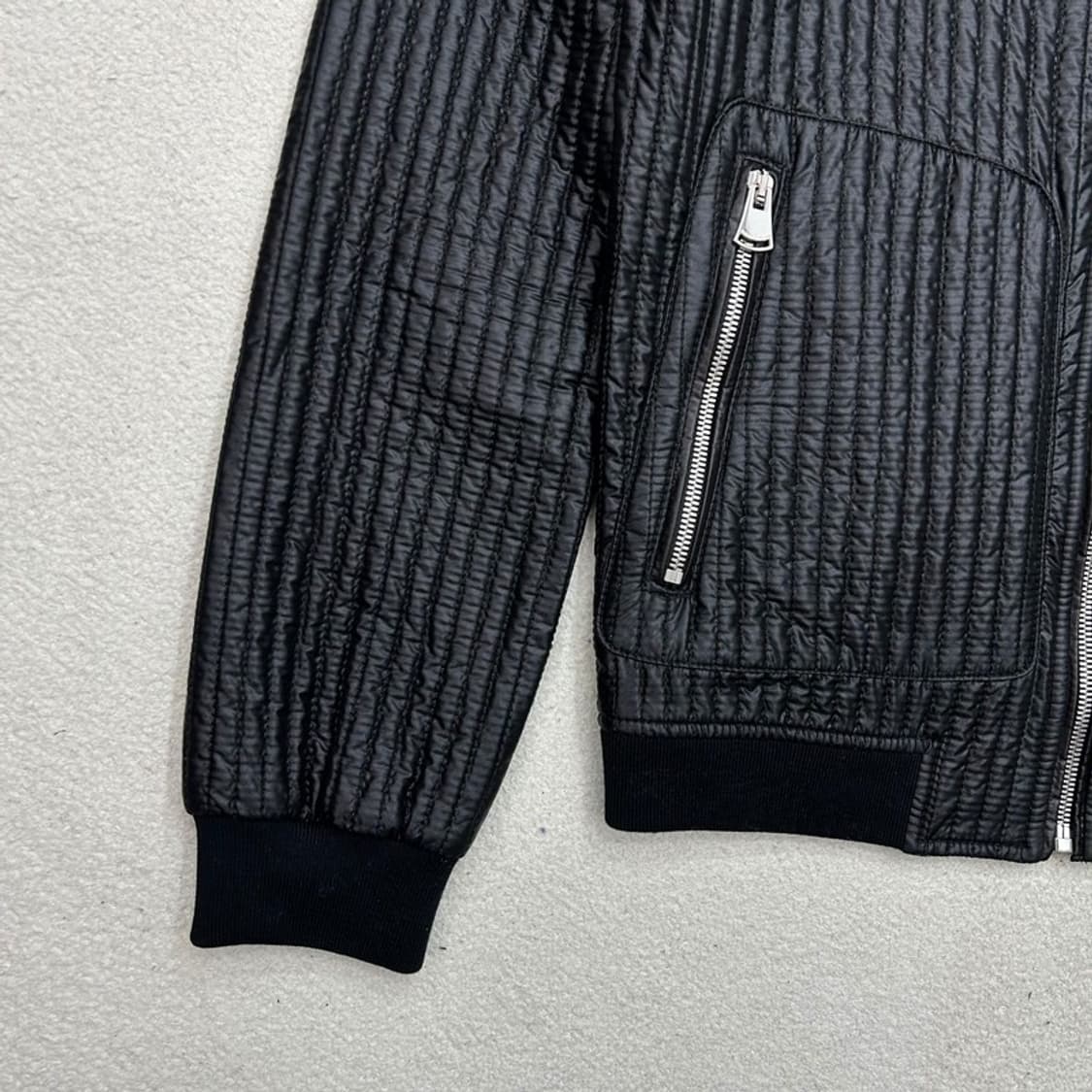 돌체앤가바나 퀄팅 후드집업 자켓 블랙 46 상품이미지2