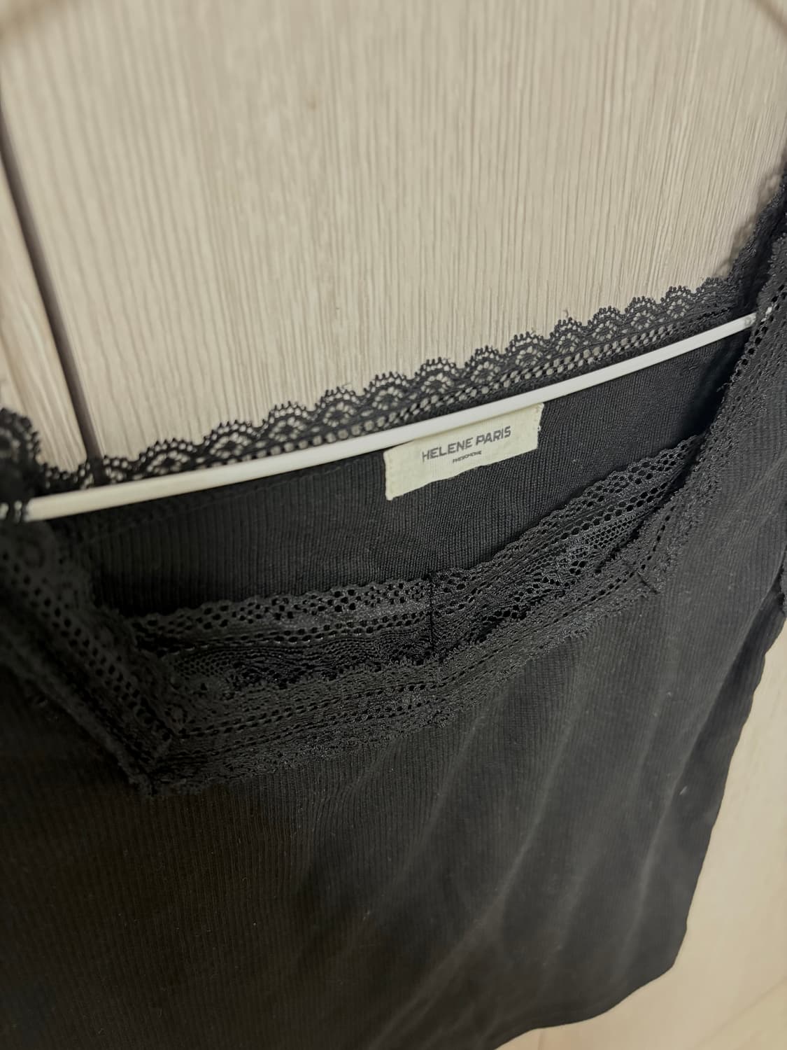 헬레네파리스 스퀘어 레이스 크롭 티셔츠 블랙 판매합니다 상품이미지5