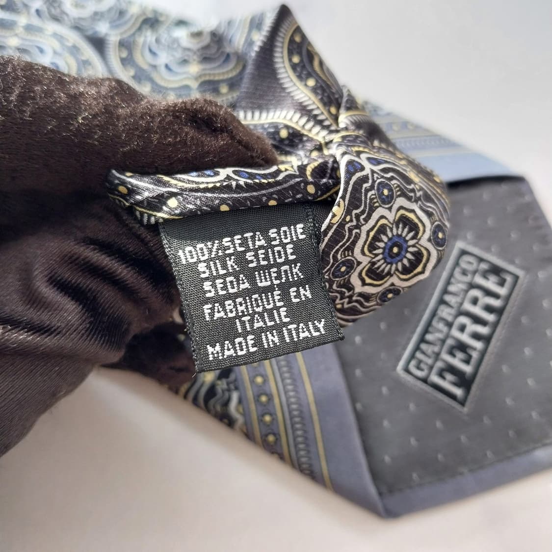 지안프랑코 페레 메달리온 패턴 넥타이 9.2cm A+~A등급 K1952 상품이미지9