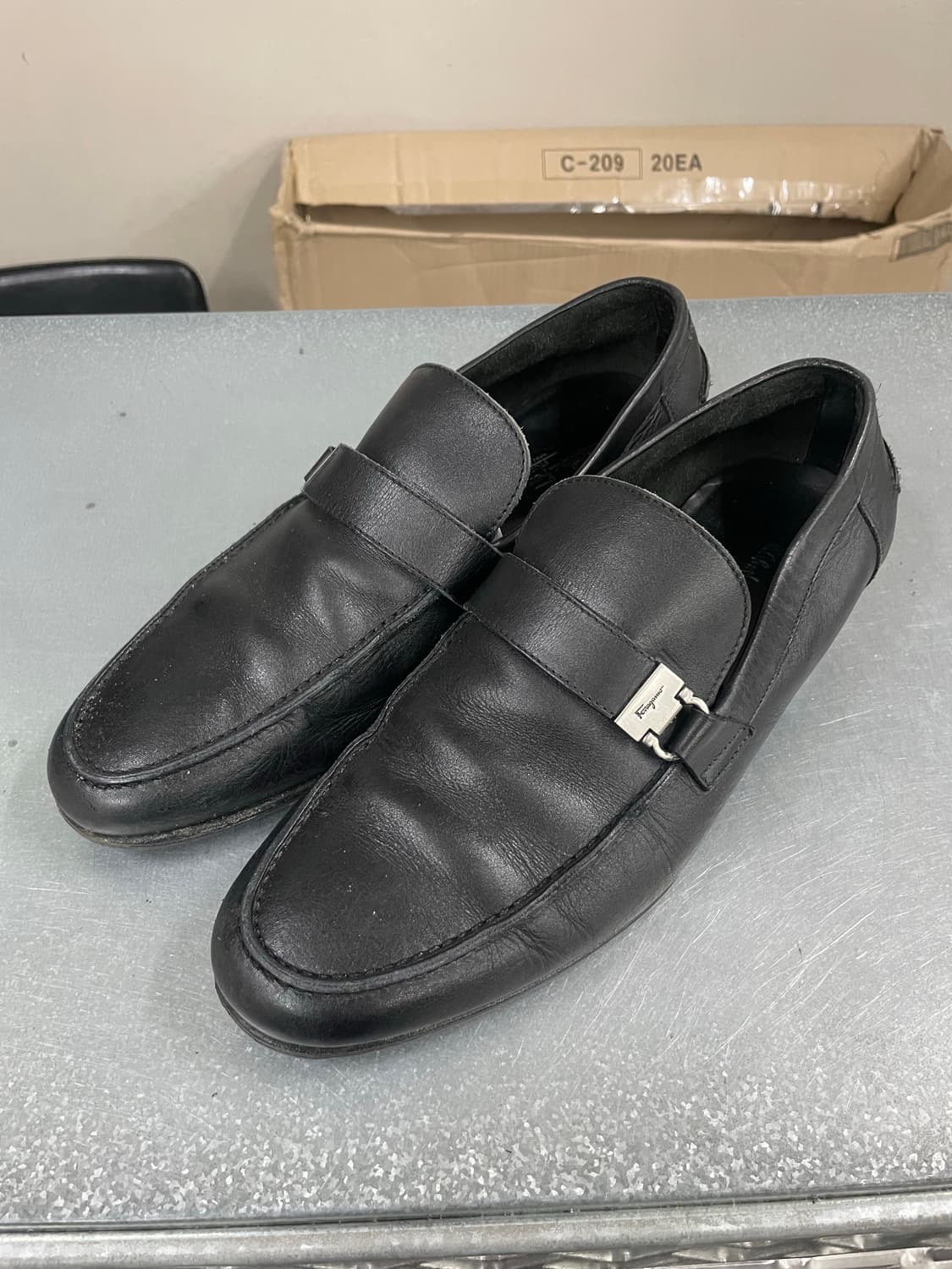 페레가모 레더 로퍼 UK8.5 상품이미지2