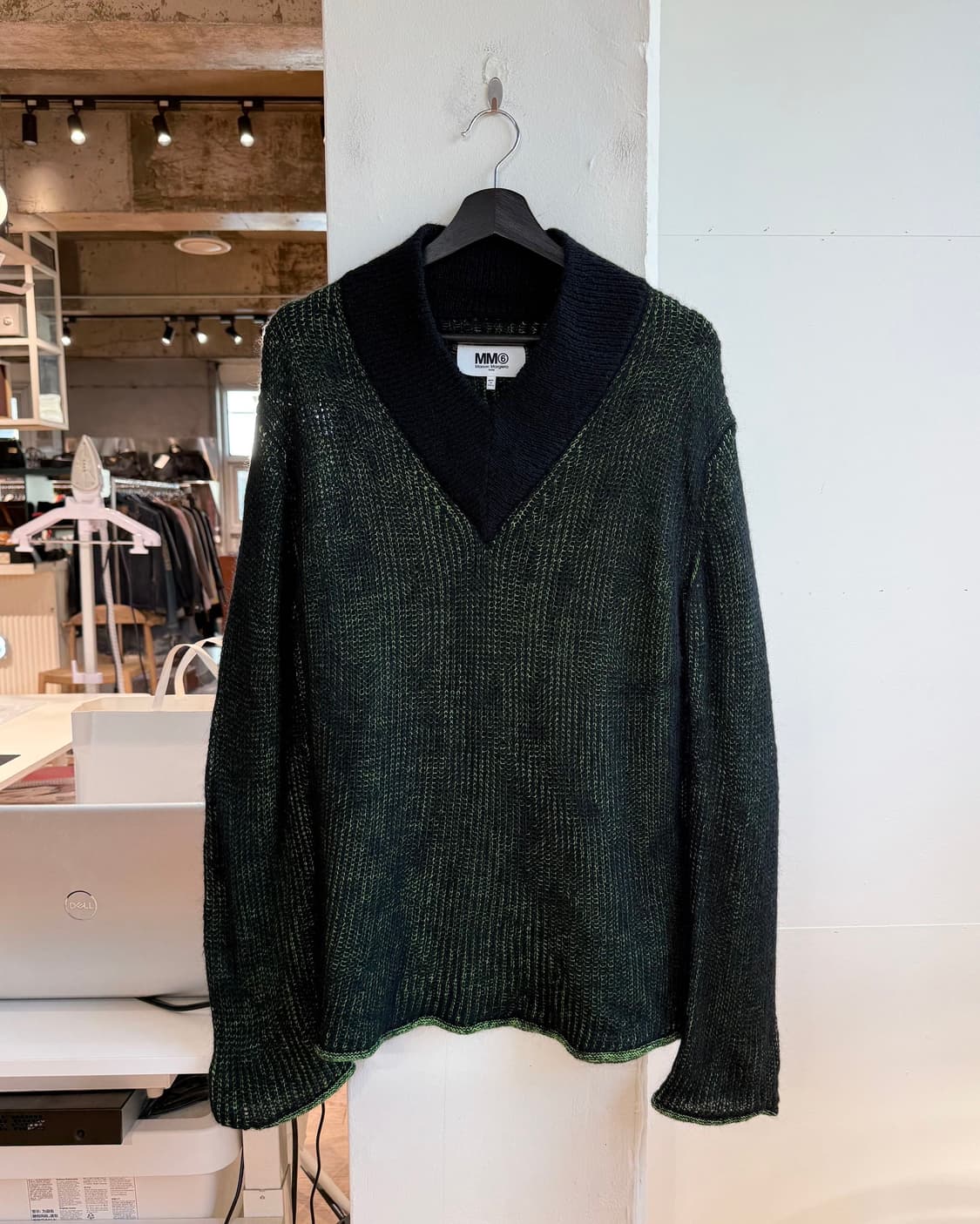 mm6 그린 블랙 컷 아웃 니트  상품이미지2