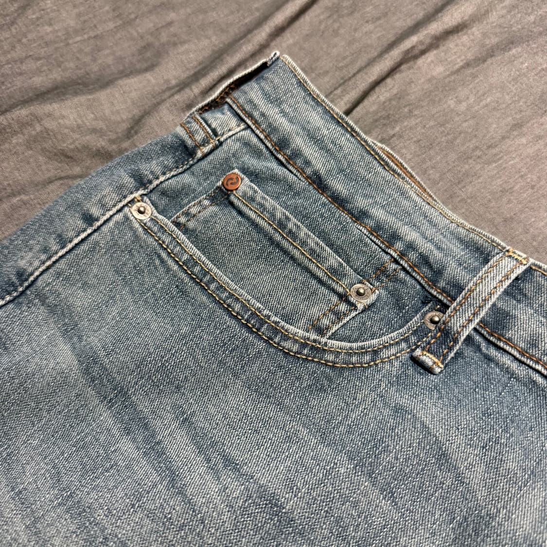DENIZEN From LEVIS 236 Regular Fit Jeans 상품이미지5