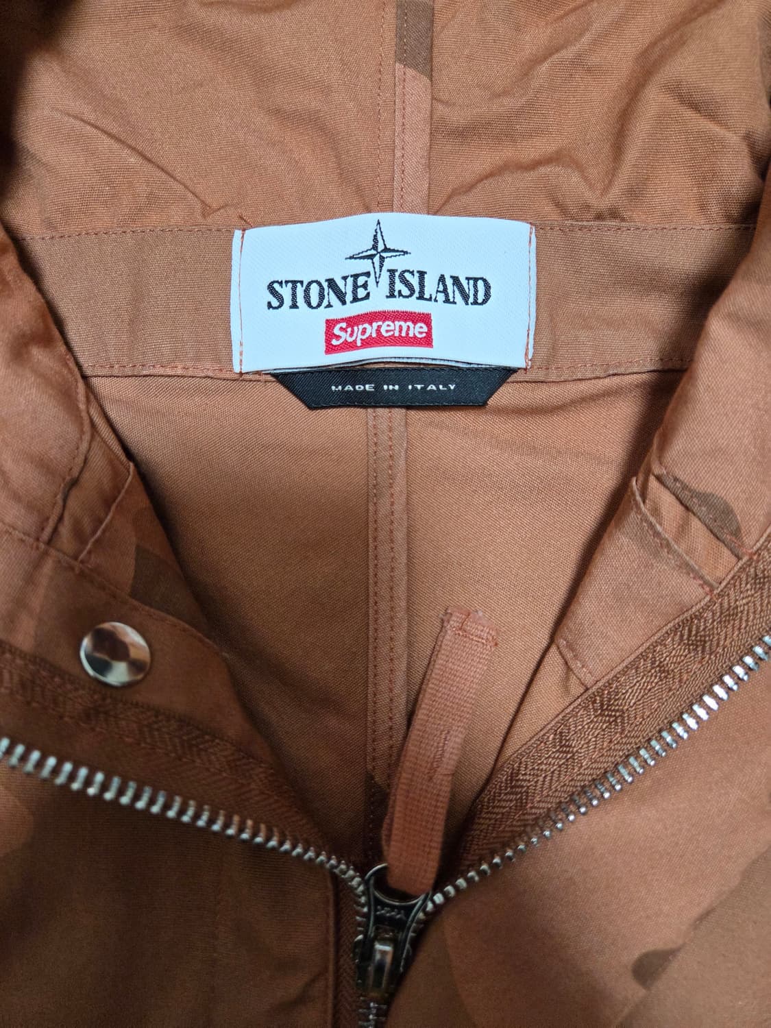 스톤아일랜드 슈프림 라이엇 마스크 카모자켓 코랄 상품이미지4