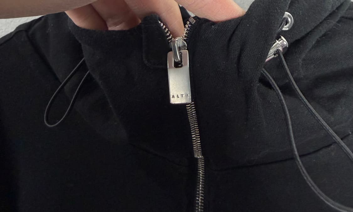 알릭스 롱슬리브 알릭스티셔츠 알릭스롱슬리브 알렉스아노락 상품이미지4