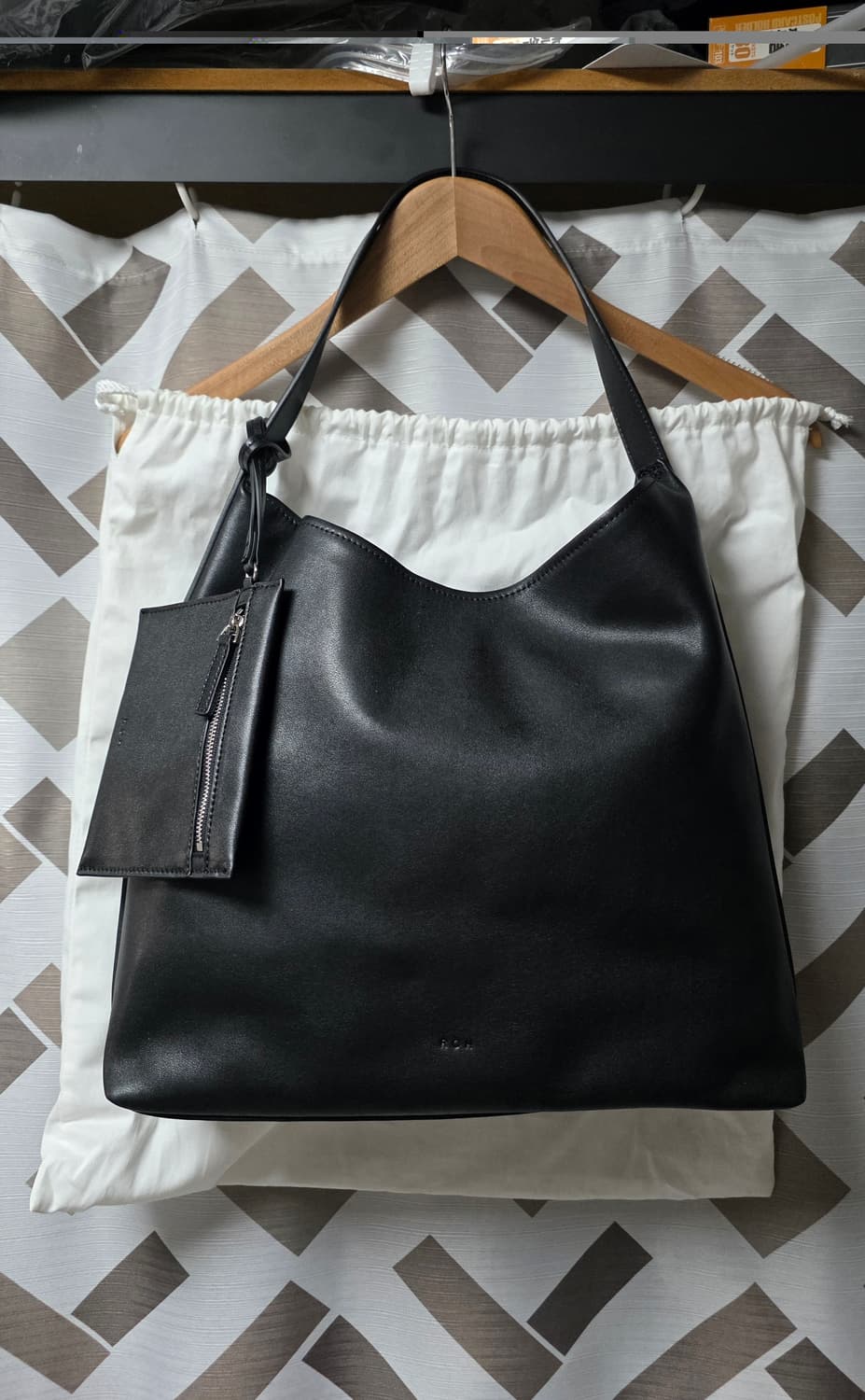 로서울 펄피 호보백 블랙 상품이미지5