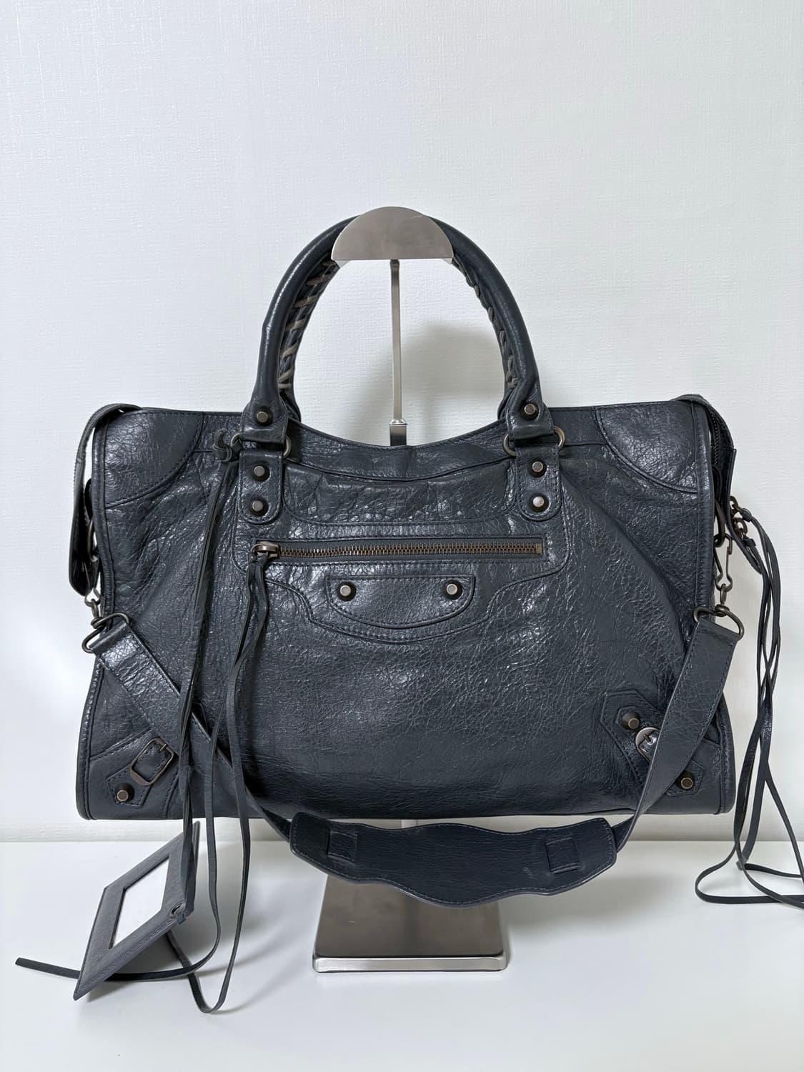 발렌시아가 시티 모터백 다크그레이 상품이미지1