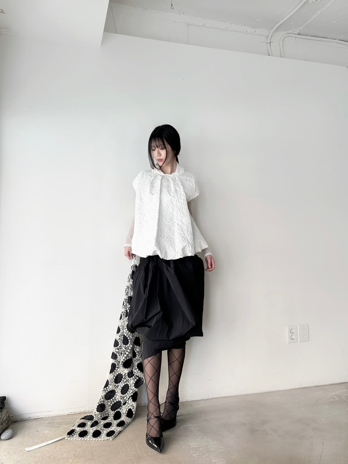 Jacquard pumpkin sleeveless blouse 상품이미지1