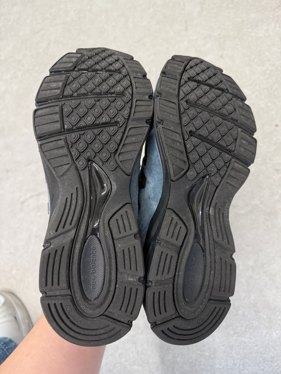 뉴발란스 990v4 아크틱그레이 상품이미지6