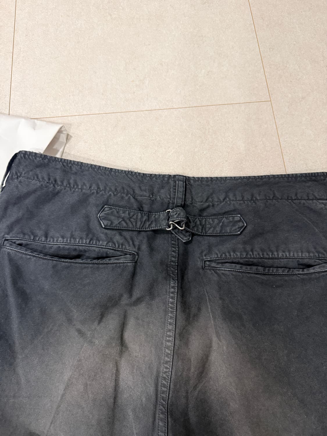 비즈빔 25FW 크래쉬 치노 팬츠 블랙 3 상품이미지4