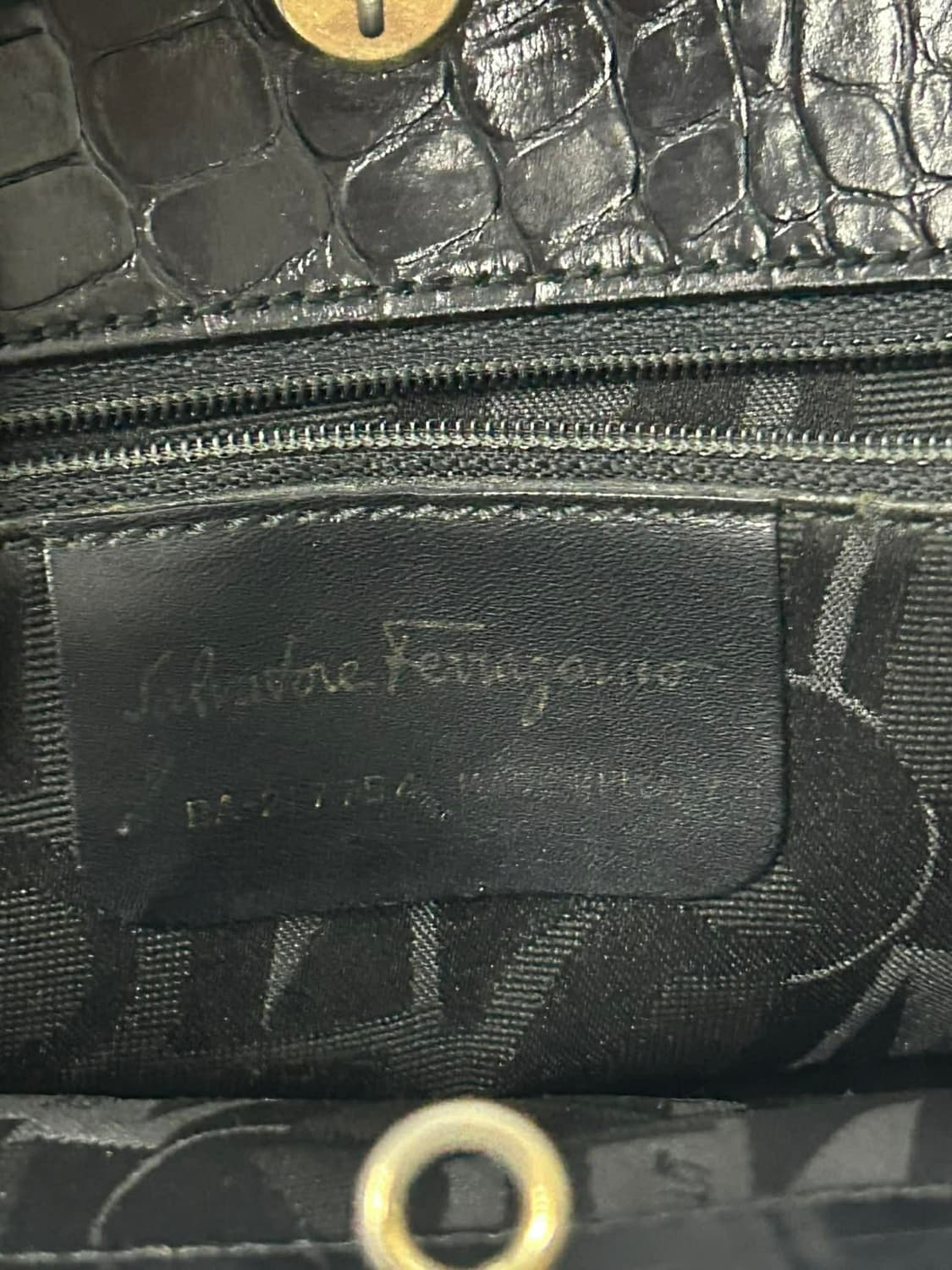 살바토레 페라가모 악어가죽 엠보 호보백 숄더 토트백 상품이미지7