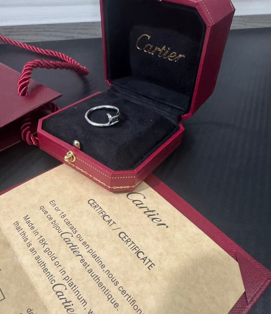 까르띠에 저스트 앵 끌루 화이트골드 링
 상품이미지3