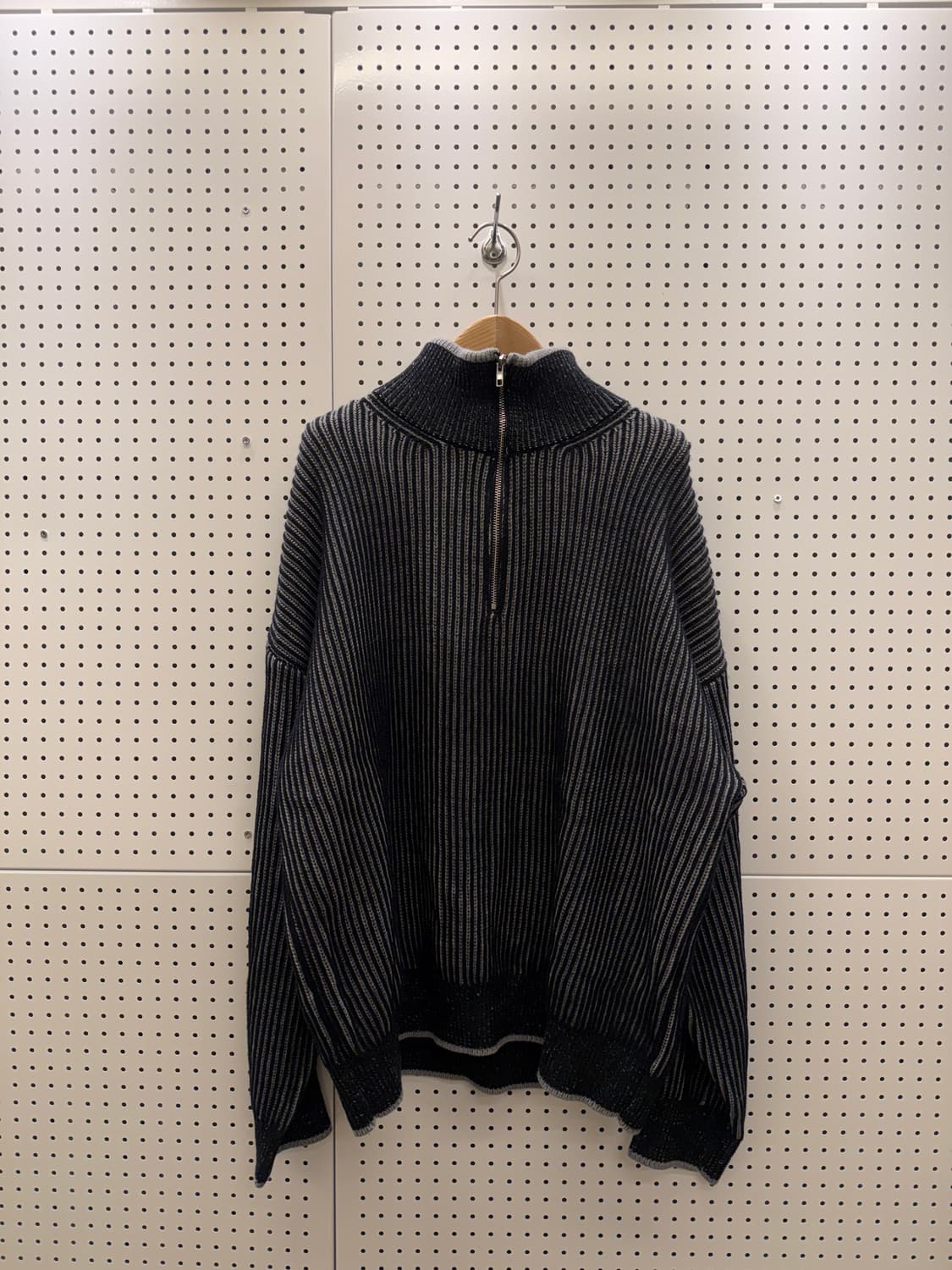 트릴리온 로우게이지 박시핏 하프집업 스웨터 U53 상품이미지2