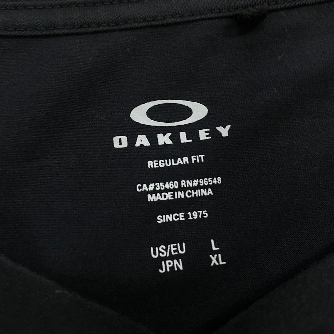 오클리 Oakley 포켓 로고 반팔티 블랙 상품이미지3