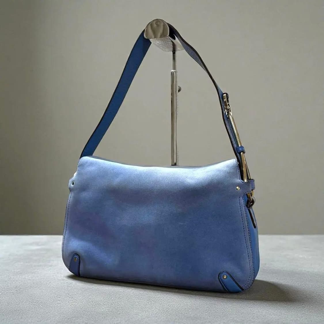 살바토레 페라가모 간치니 금장로고 숄더백 상품이미지1