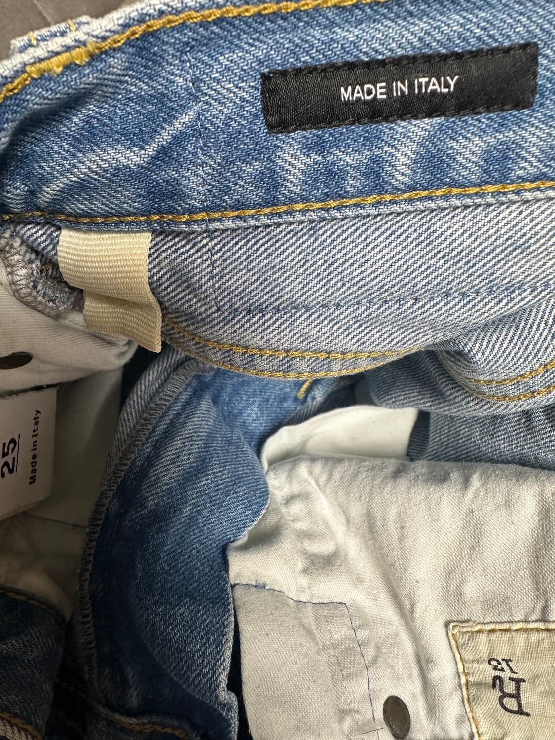 R13 일썰틴 DAMON PLEATED RELAXED 데님쇼츠 (25) 상품이미지10