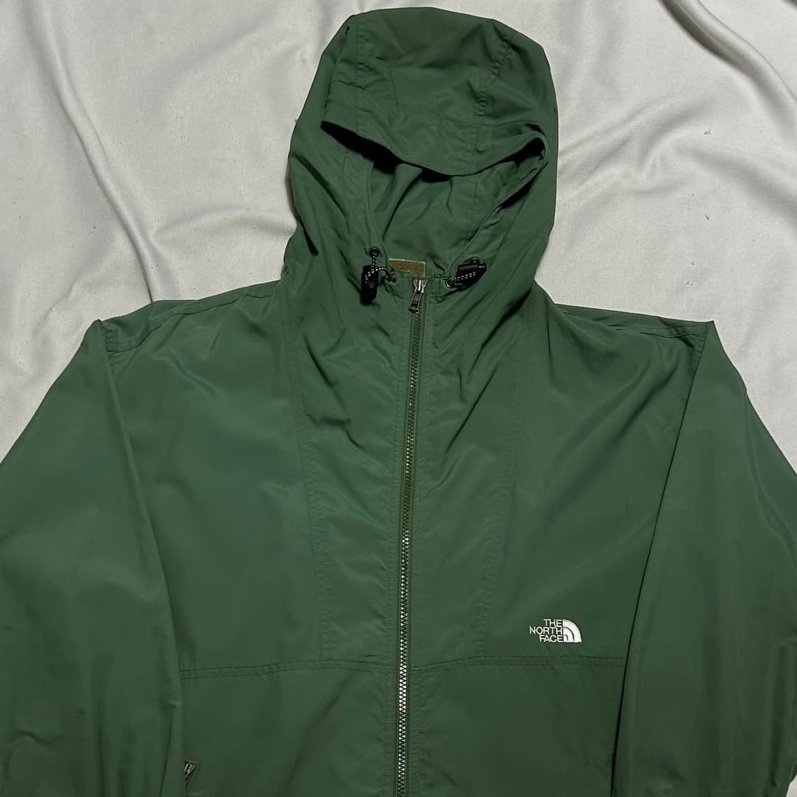 95 노스페이스 스몰로고 그린 후드 바람막이 상품이미지1