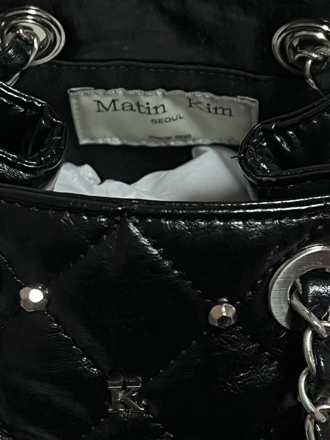 마뗑킴 스터드 미니 퀄팅 버킷백 상품이미지3