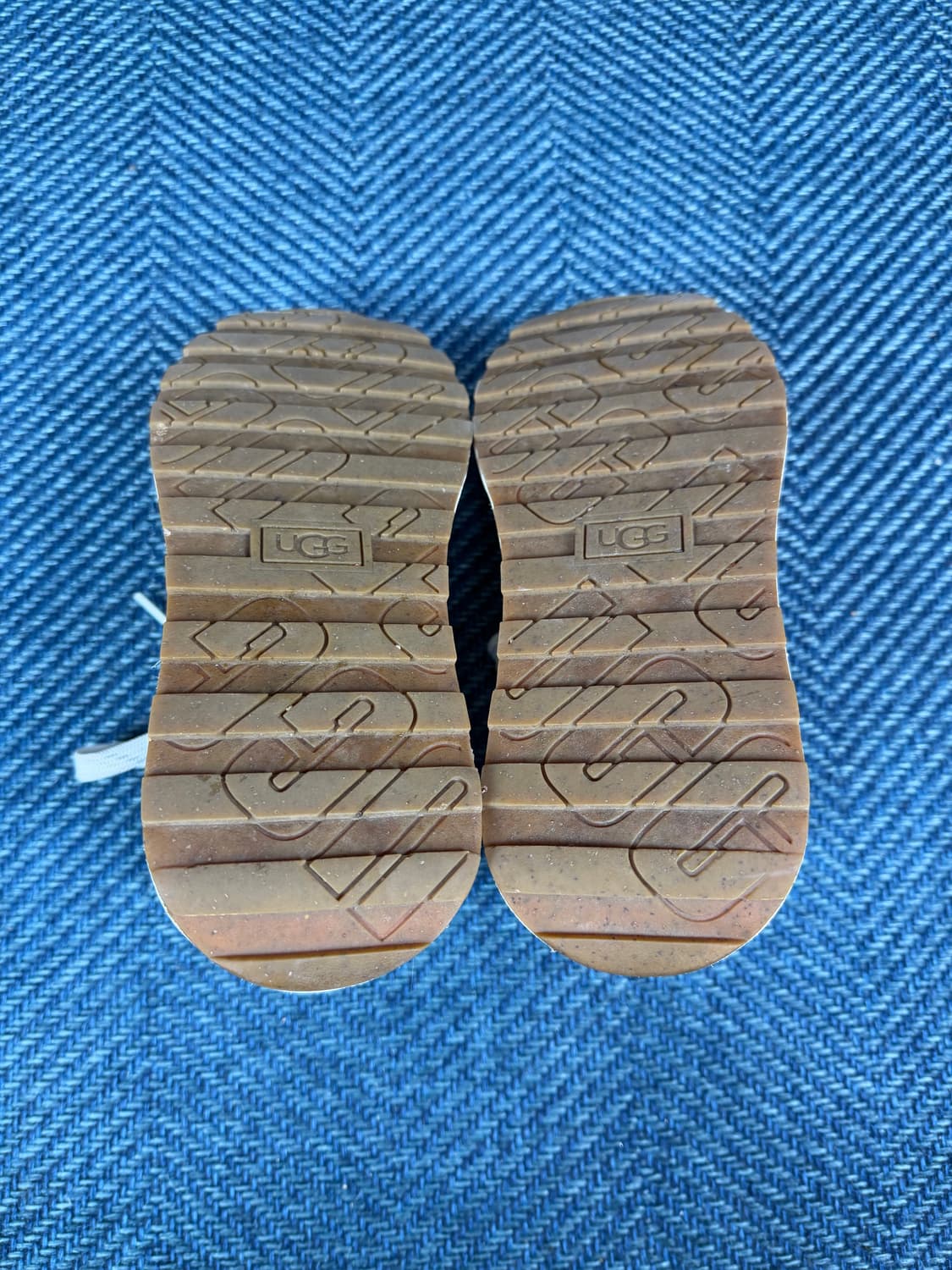 어그(UGG) 마린 레이스 로고 플랫폼 스니커즈  상품이미지5