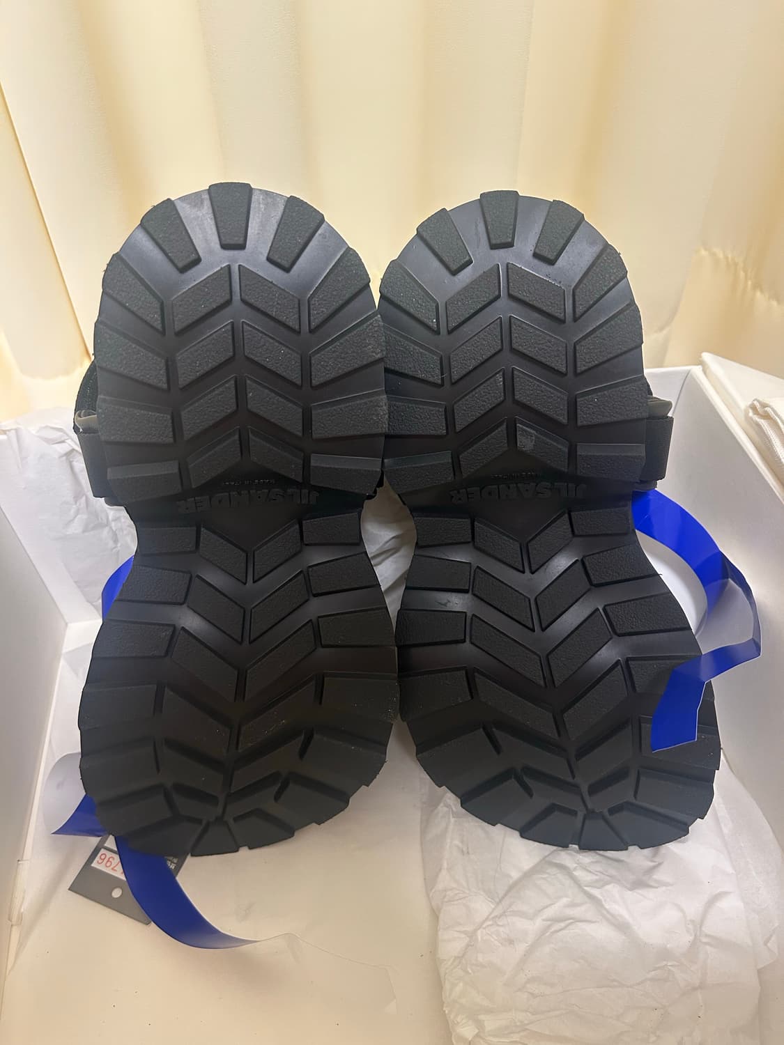 질샌더 플랫폼 샌들 상품이미지2