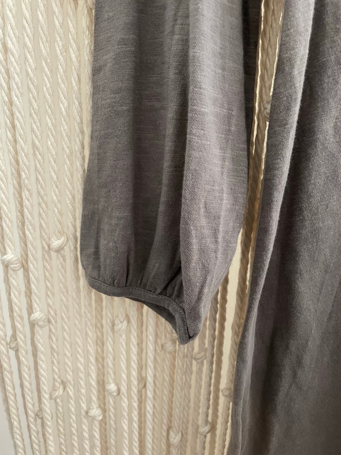 그레이 레이스 코튼 티셔츠 상품이미지4