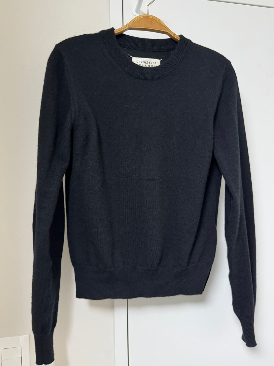 메종 마르지엘라 소프트 크루넥 울니트 블랙 상품이미지2