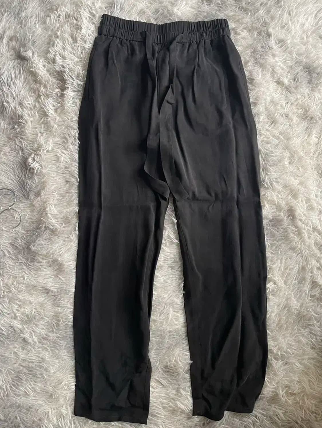 앤아더스토리즈 블랙 허리밴딩 스트링 와이드 팬츠 상품이미지1