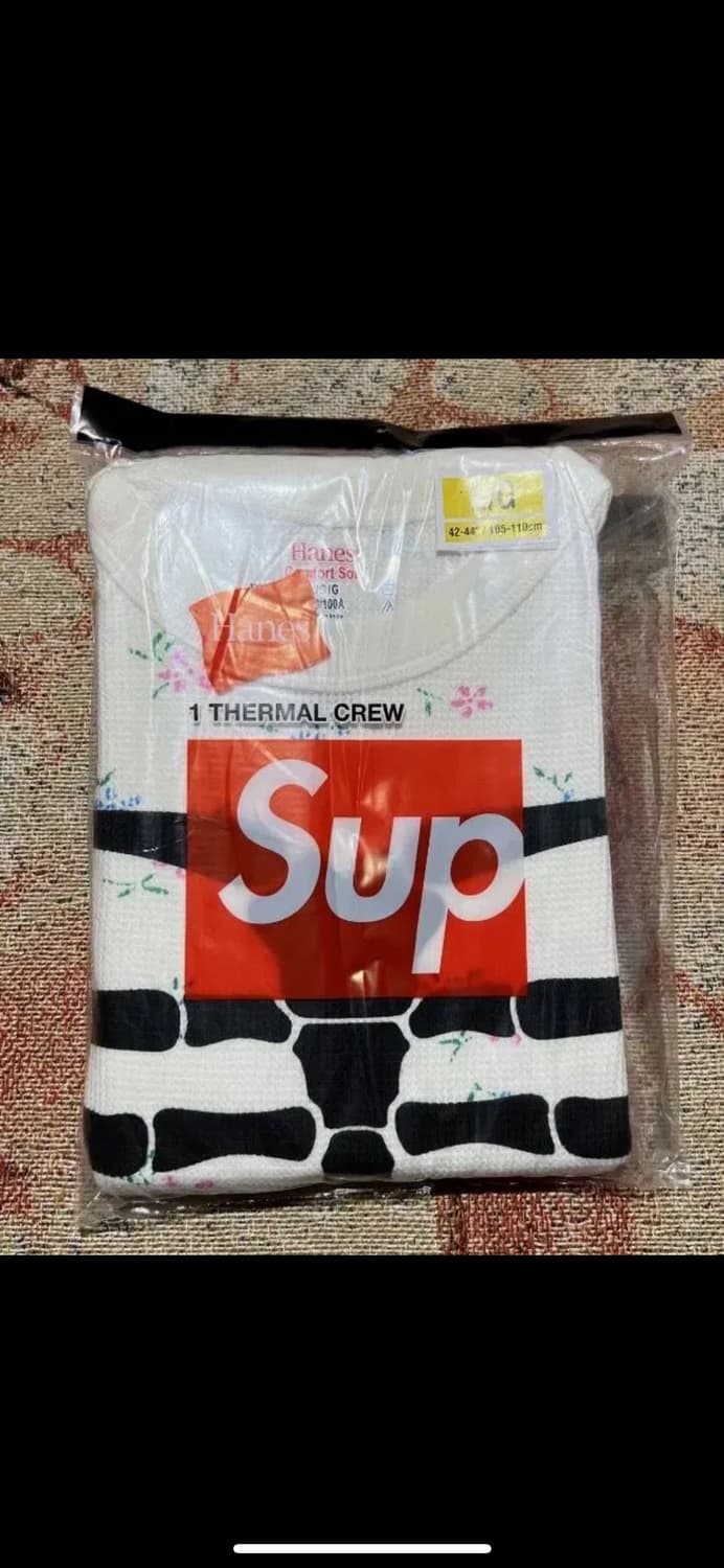 [L] 슈프림 헤인즈 본즈 써멀 크루 플로럴 (1개입) - 25FW 상품이미지1