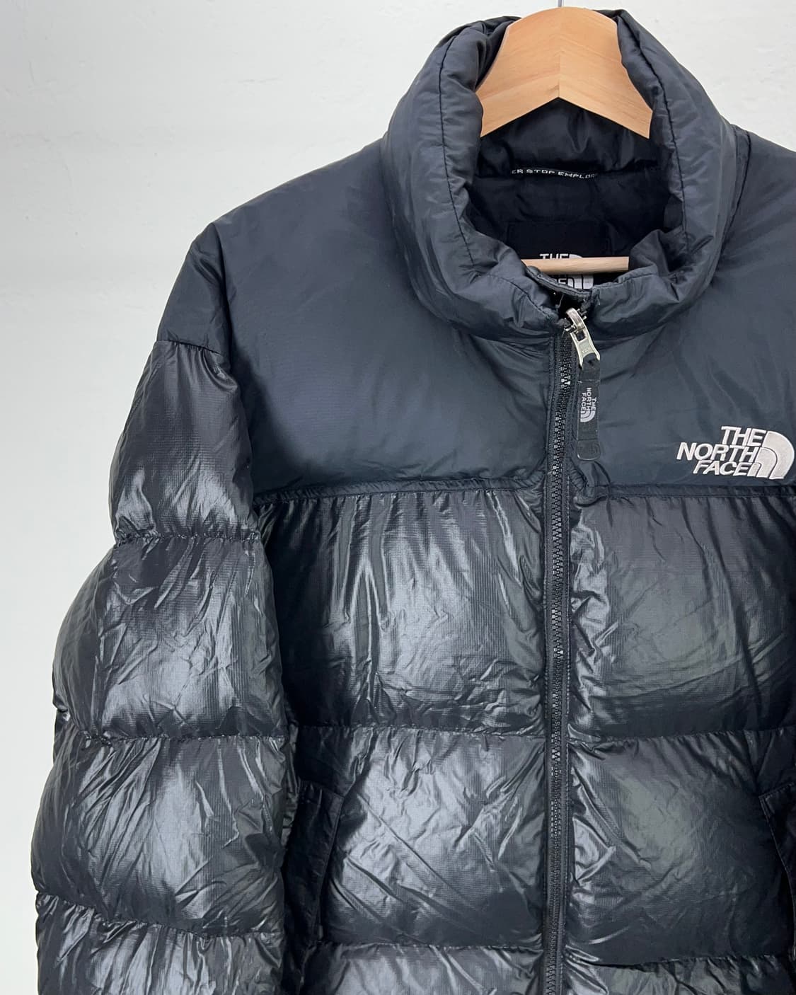노스페이스 눕시 700 블랙 다운 패딩 자켓 상품이미지2