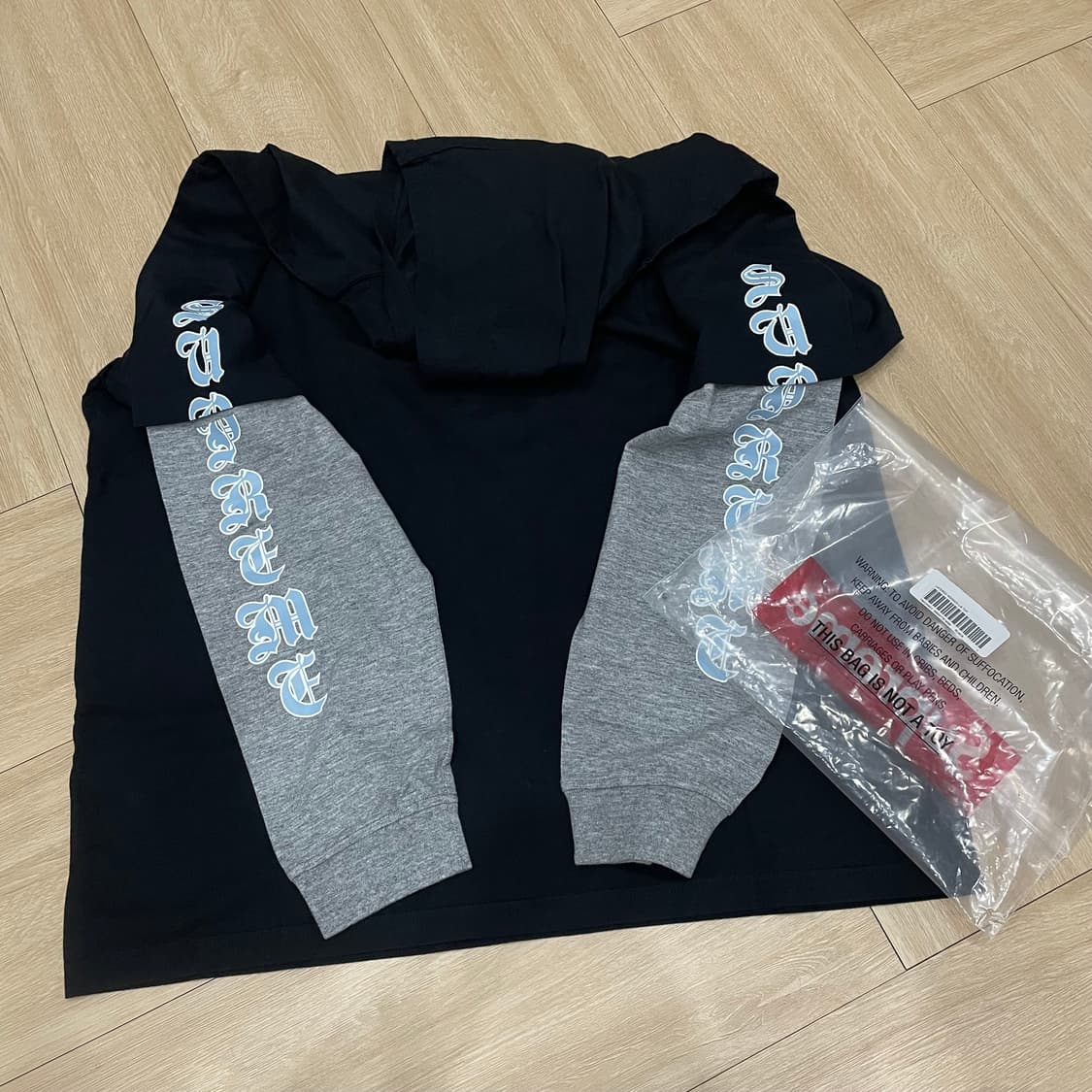 슈프림 22fw 레이어드 후드티 #레이어드티 #후드티 #supreme 상품이미지2