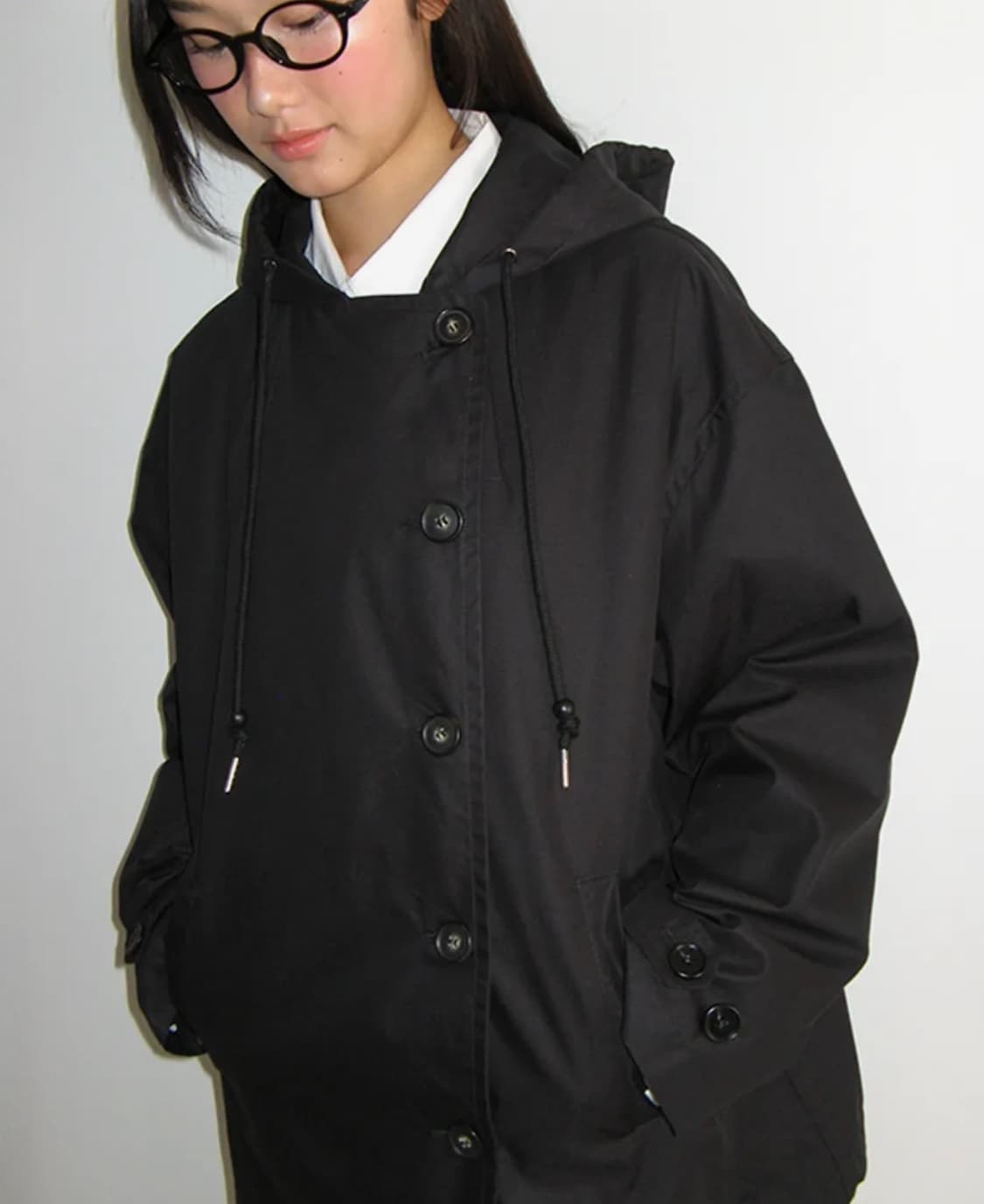 론론 후디드 어시매트릭 트렌치 자켓 (블랙) 상품이미지1