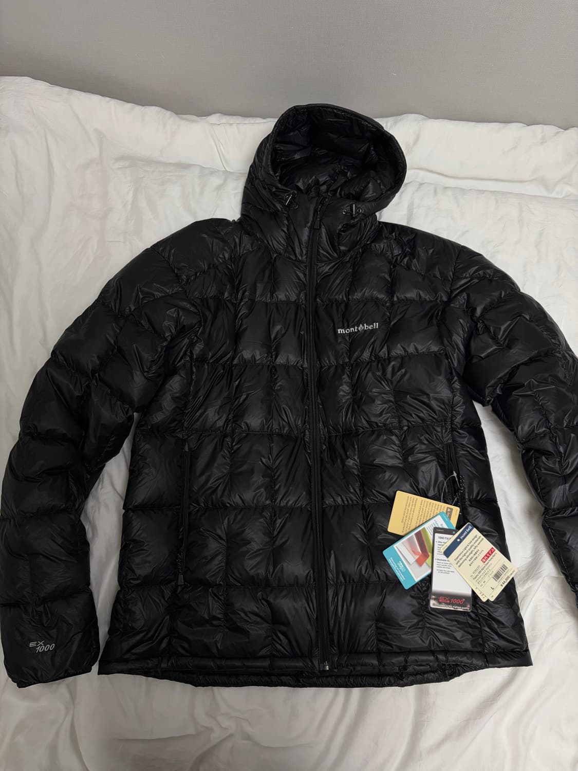 몽벨 플라즈마 1000 알파인 다운 블랙 L 새상품 판매합니다 상품이미지1