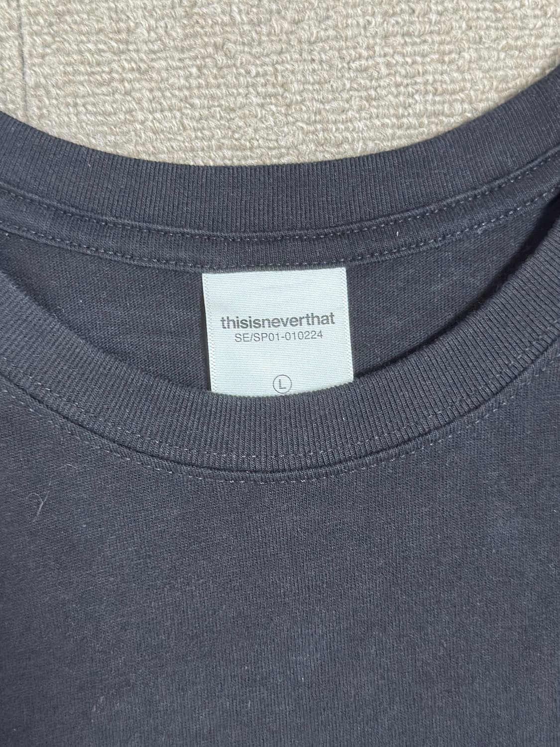 디스이즈네버댓 Brushed Paint Tee Black 상품이미지2