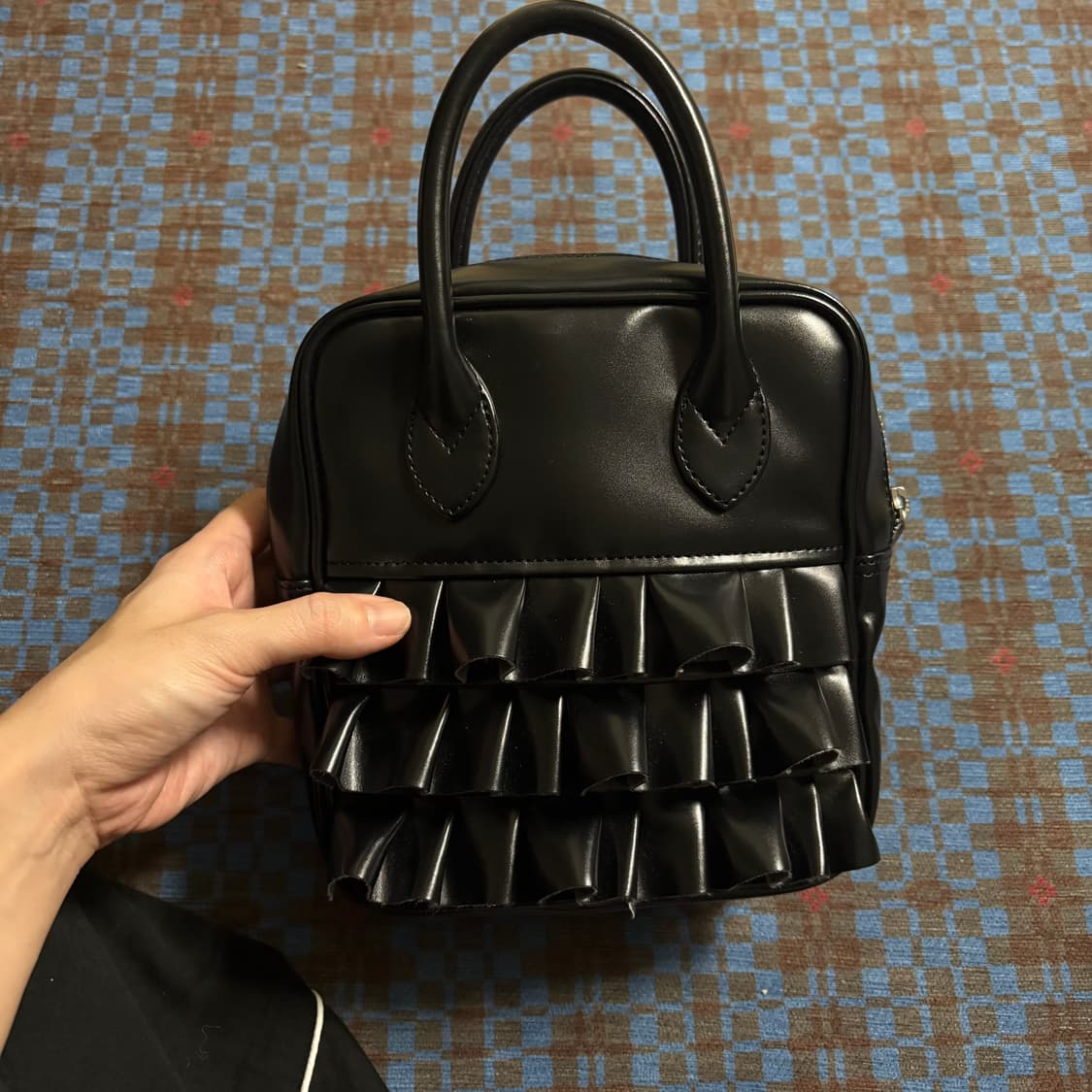 꼼데가르송 프릴백  상품이미지1