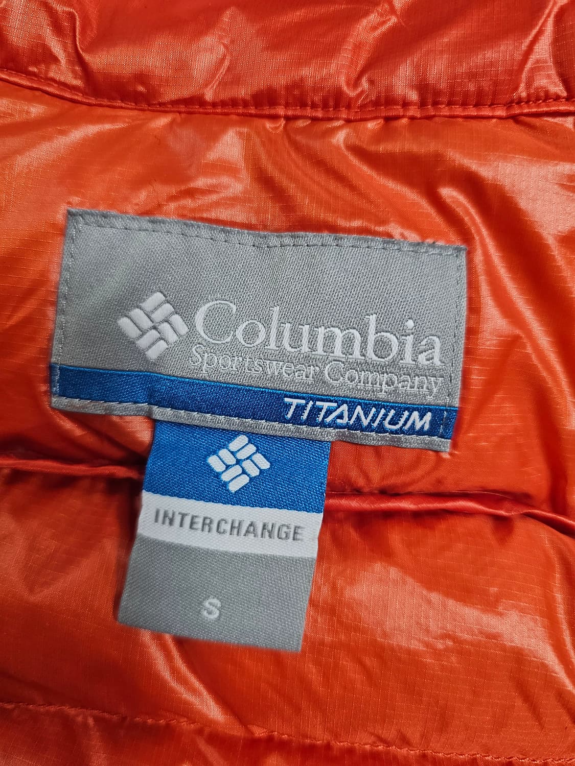 컬럼비아 티타늄 여성 경량 패딩 90(S) 상품이미지5