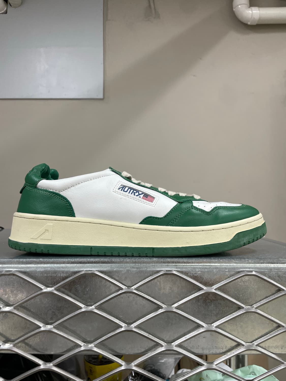 오트리 메달리스트 그린 화이트 44 상품이미지4