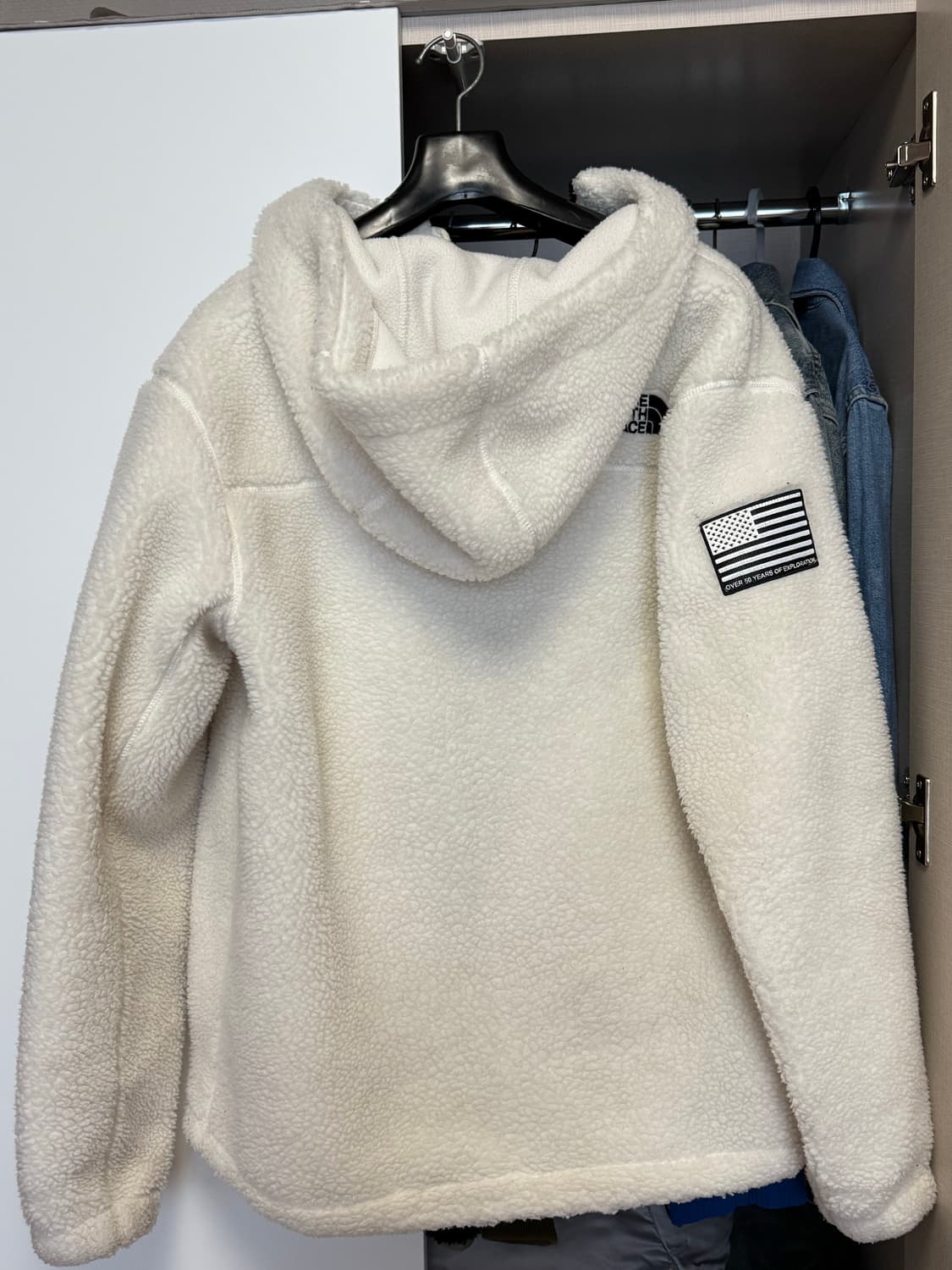 노스페이스 뽀글이 후드집업 상품이미지2