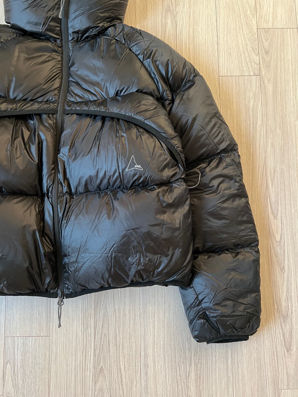 (새상품) 로아 라이드 700 필 파워 다운 자켓 블랙 상품이미지4