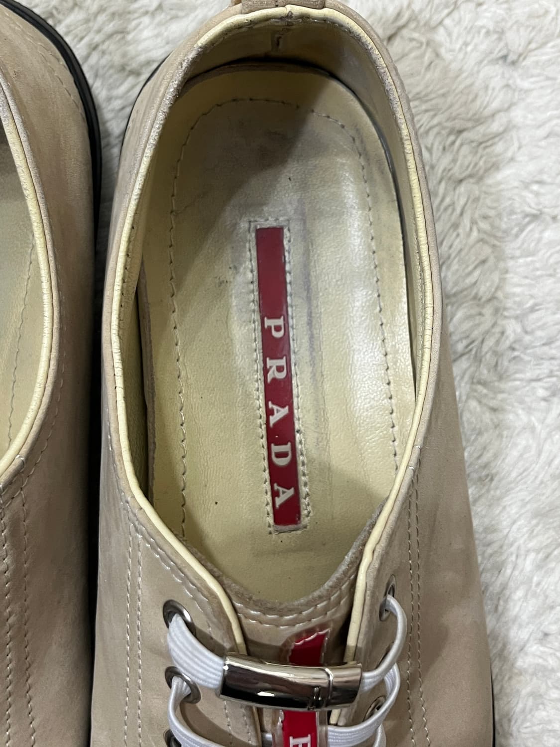 프라다 레더 스니커즈 상품이미지4