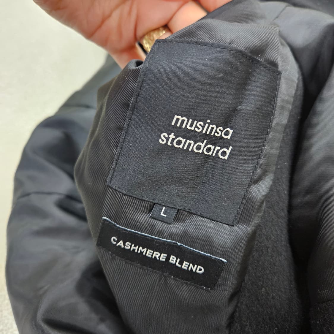 [L] 무신사스탠다드 울 캐시미어 코트 자켓 1210J1 상품이미지4