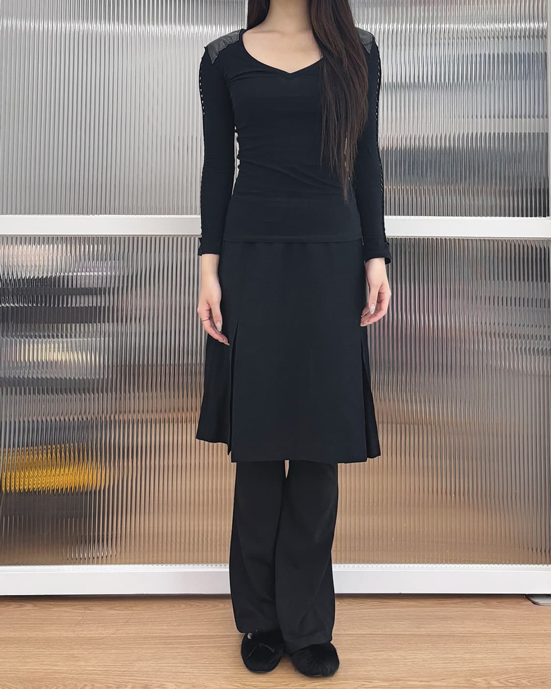 rk7brand 레이스업 디테일 슬림 티셔츠 상품이미지3