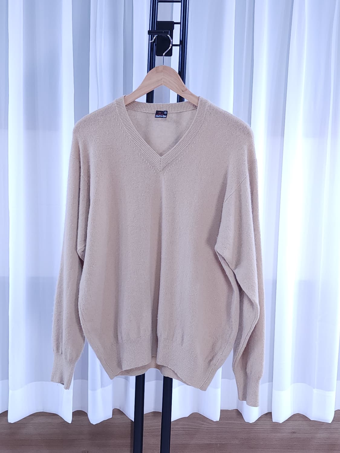 캐시미어100% 브이넥니트 상품이미지1