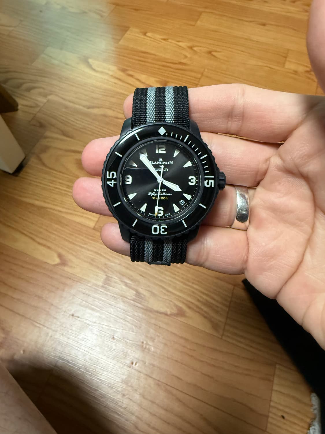 스와치 블랑팡 오션 오브 스톰(블랙) 상품이미지1