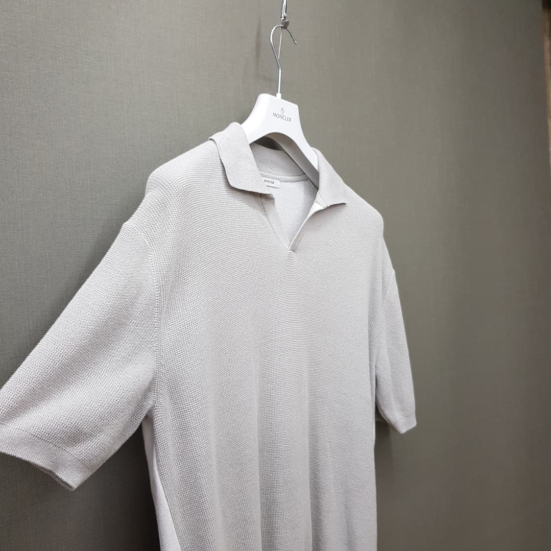 한섬 시스템옴므 2022 반팔 니트 100사이즈 상품이미지3