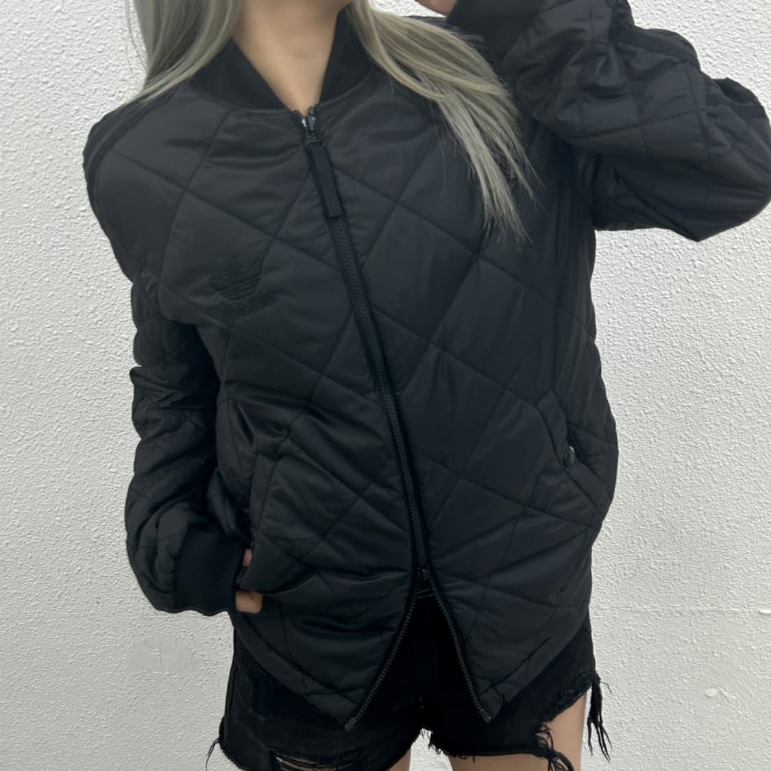 아디다스 블랙라인 퀄티드 투웨이 블랙 패딩 95 상품이미지1