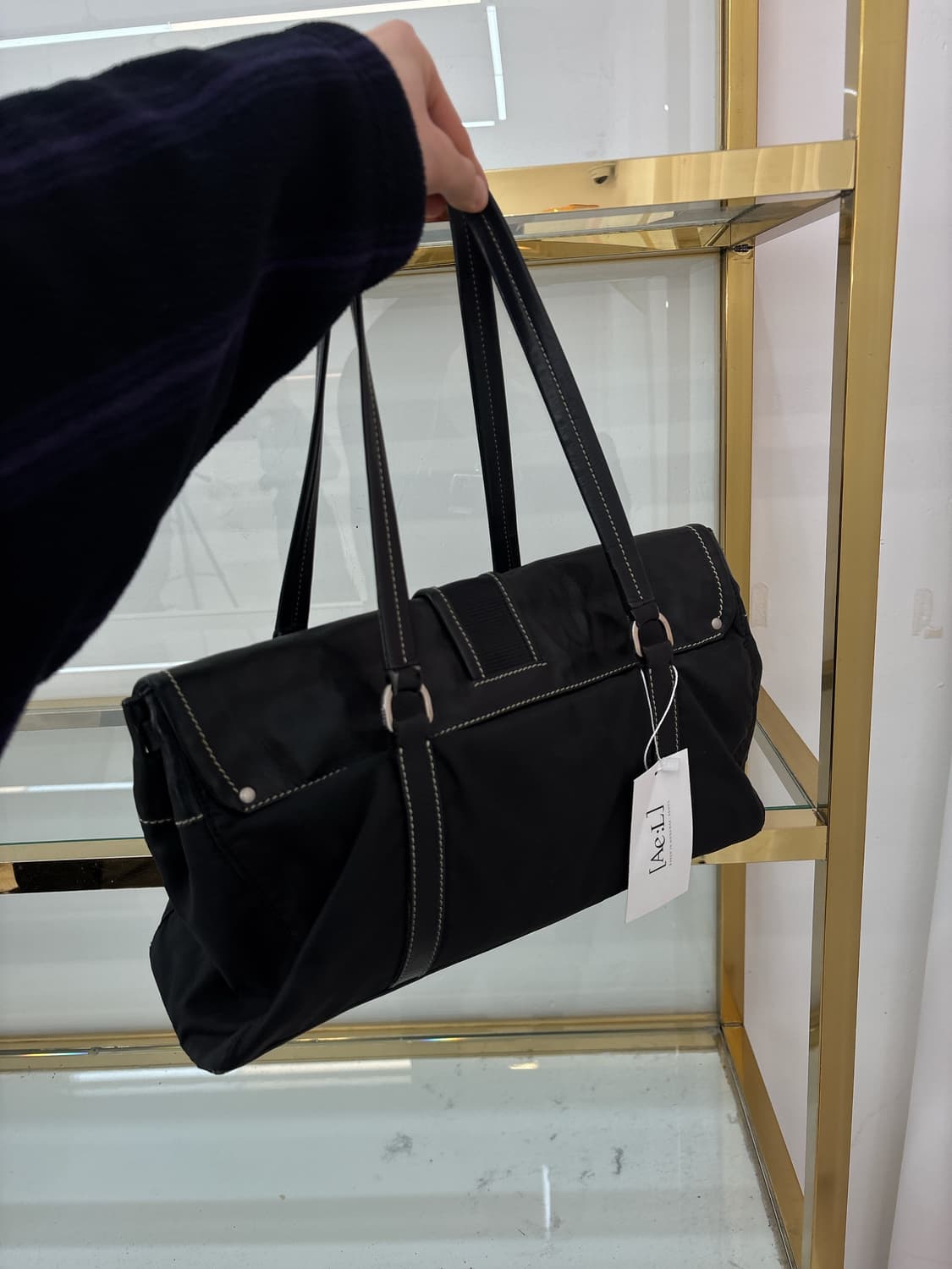 프라다 포코노 빅버클 숄더백 상품이미지7