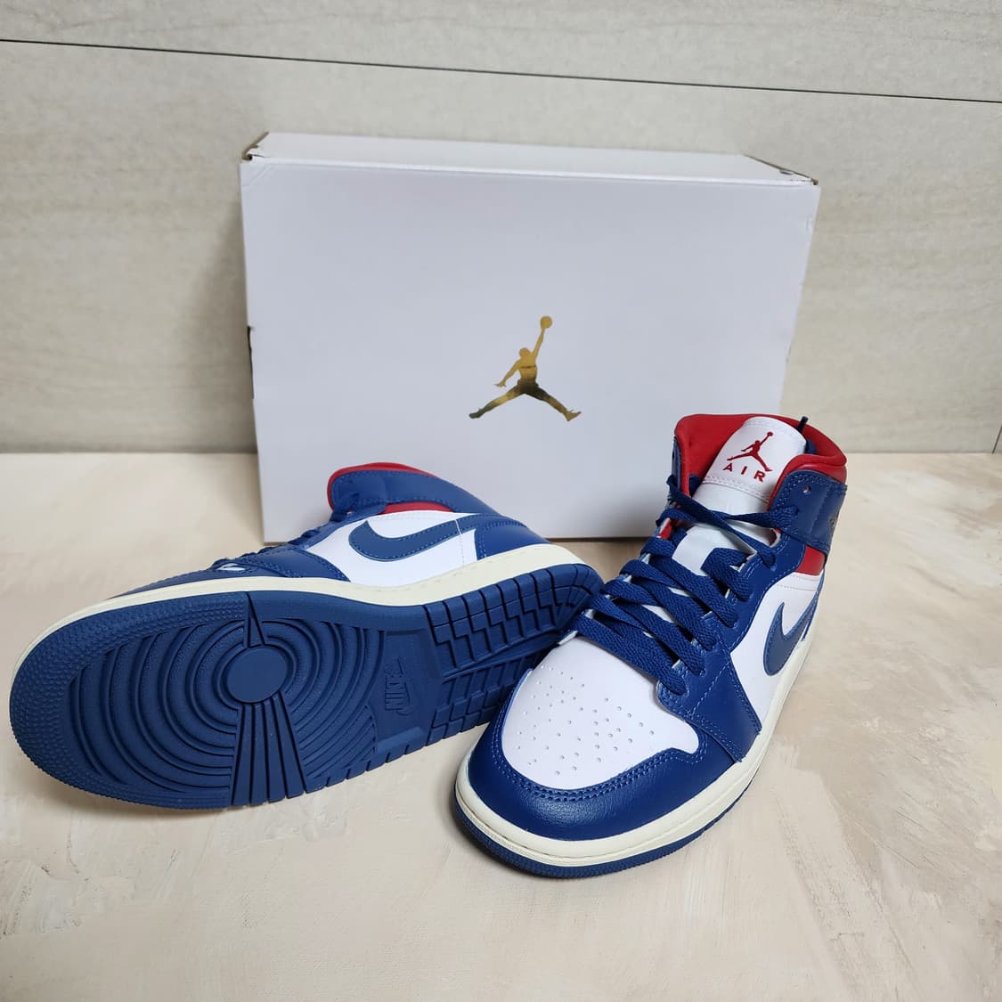 나이키 조던 우먼스 Air Jordan 1 미드 블루 상품이미지3